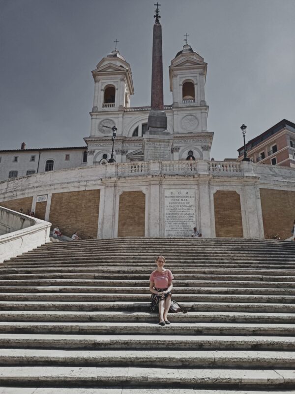 Image of Alumna Rachel Ottenbreit on the Spanish Steps in Rome.